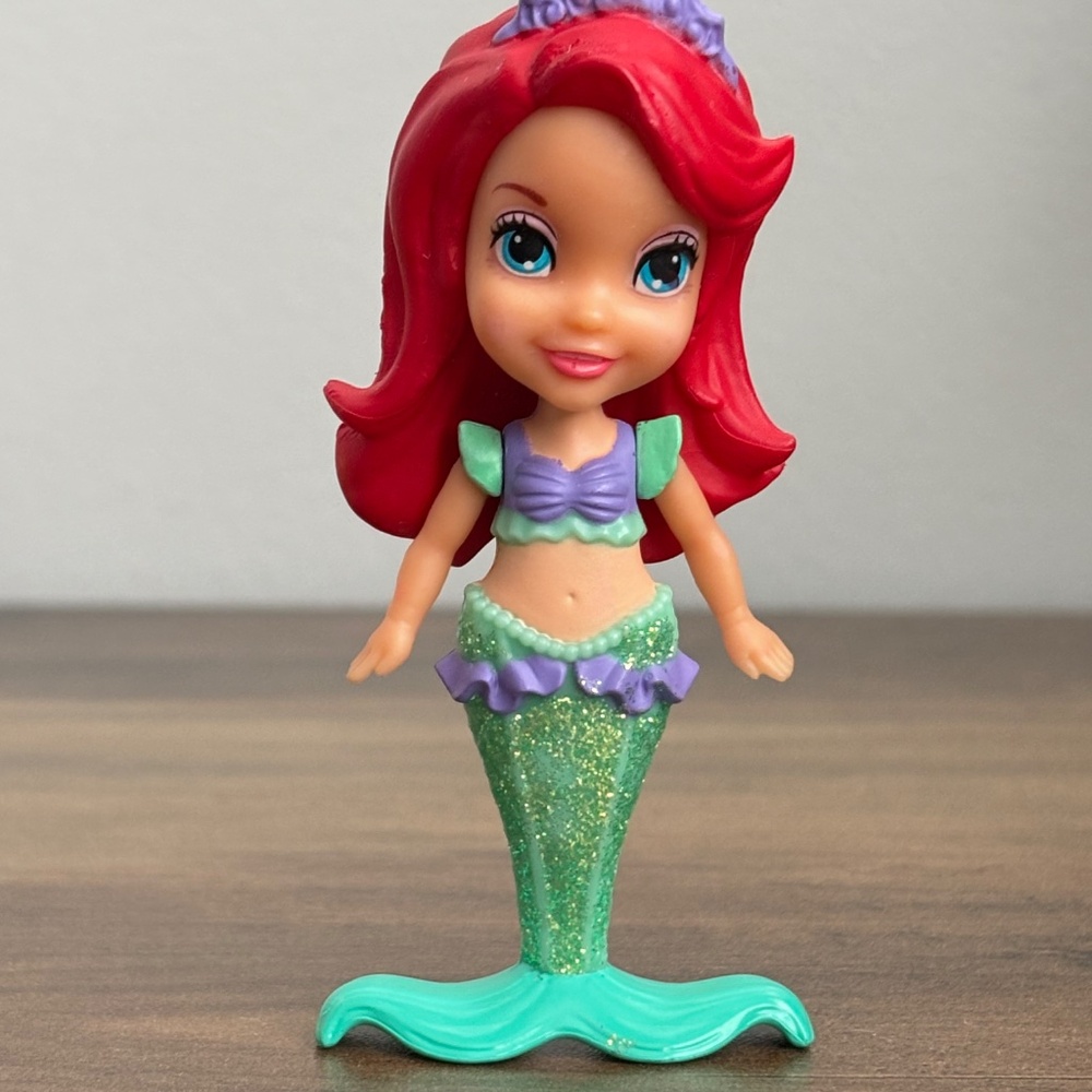 DISNEY Princess Mini Toddler Doll ARIEL Glitter Tail 3" Sparkle Little Mermaid